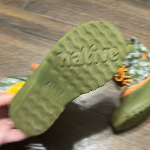 Native unisex kid boots size 6 - Picture 7 of 8